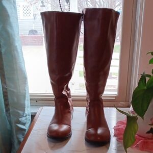Over-the-Knee Smooth Leather Boots in Chestnut